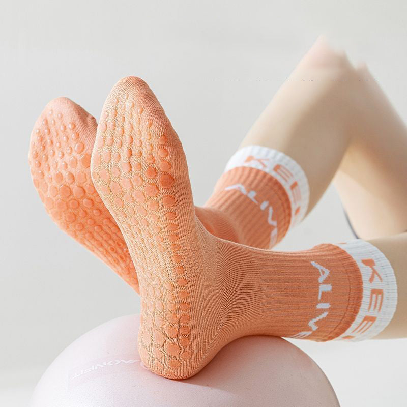 Yoga Socks, Children's Mid Tube Socks, Spliced Letter Printed Fitness Socks, Breathable And Non Slip Silicone Socks, Yoga Socks