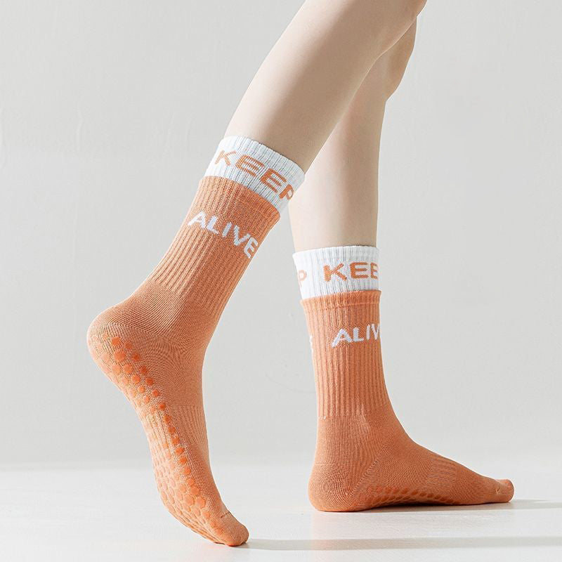 Yoga Socks, Children's Mid Tube Socks, Spliced Letter Printed Fitness Socks, Breathable And Non Slip Silicone Socks, Yoga Socks