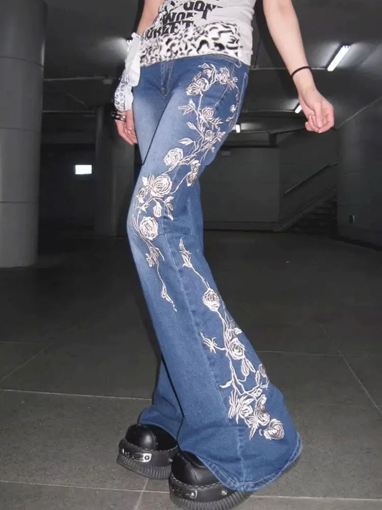 American Vintage High Street Rose Embroidered Flare Jeans for Women, Spandex for Stretch, Slim Fit & Loose Wide Leg Design