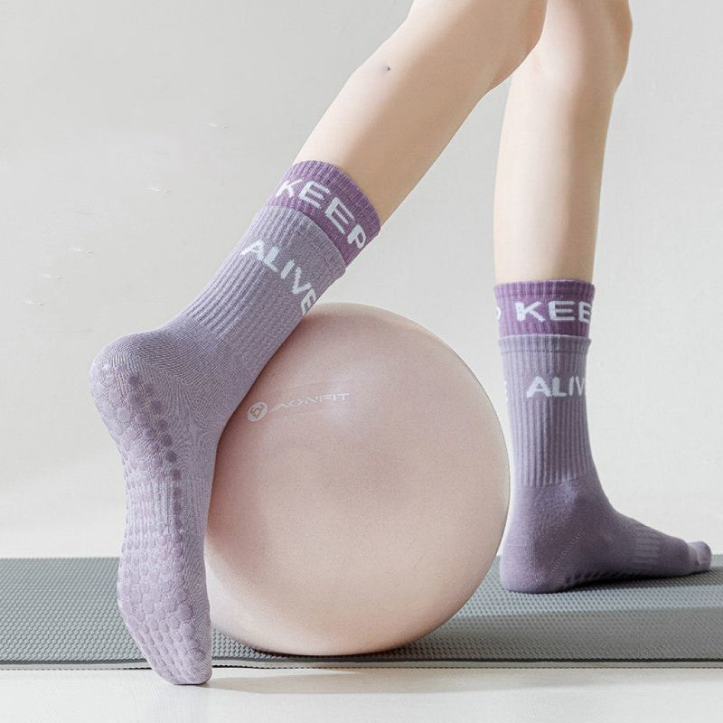 Yoga Socks, Children's Mid Tube Socks, Spliced Letter Printed Fitness Socks, Breathable And Non Slip Silicone Socks, Yoga Socks